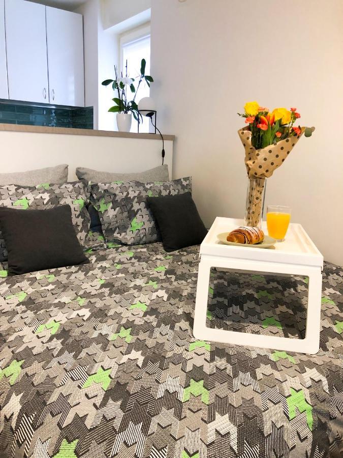 Promo - Flora Apartment โนวีซาด ภายนอก รูปภาพ